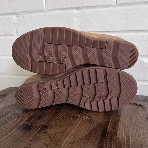 Sorel Evie’s Waterproof Suede Lace-up Boots in Camel, SZ 8, VGUC - Picture 6 of 8